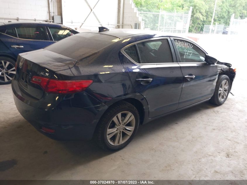 2013 ACURA ILX 20 - 19VDE1F38DE014986