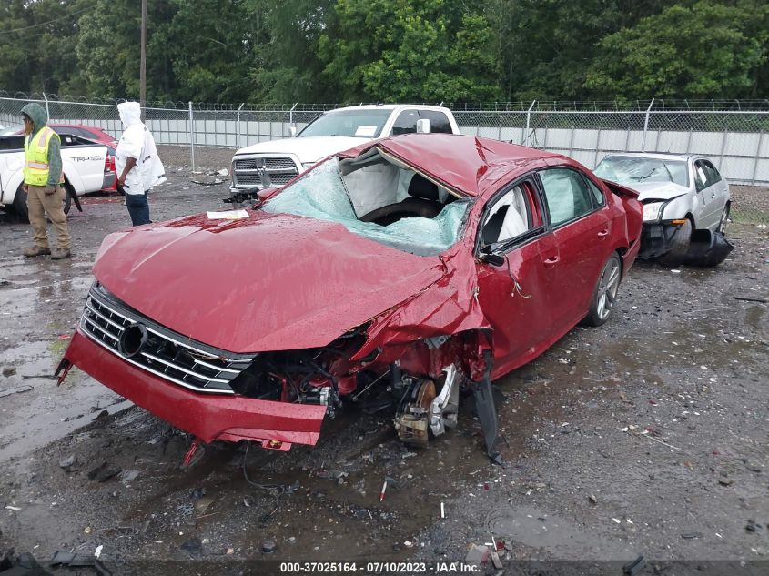2018 VOLKSWAGEN PASSAT 2.0T S/R-LINE - 1VWAA7A36JC006630