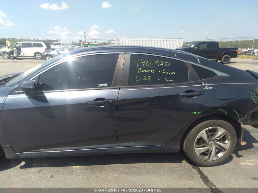 VIN 19XFC2F66KE023768 2019 HONDA CIVIC SEDAN LX