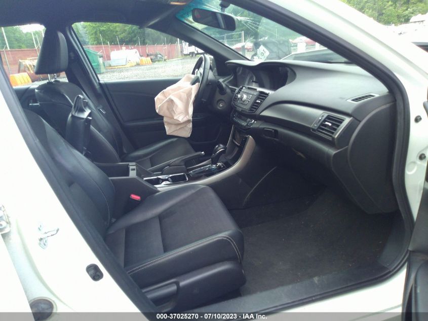 2016 HONDA ACCORD SEDAN SPORT - 1HGCR2F59GA023560