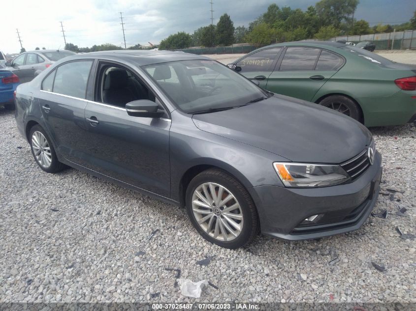 2015 VOLKSWAGEN JETTA SEDAN 1.8T SE - 3VWD07AJ1FM313854