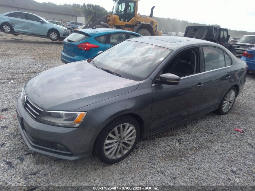 2015 VOLKSWAGEN JETTA SEDAN 1.8T SE - 3VWD07AJ1FM313854