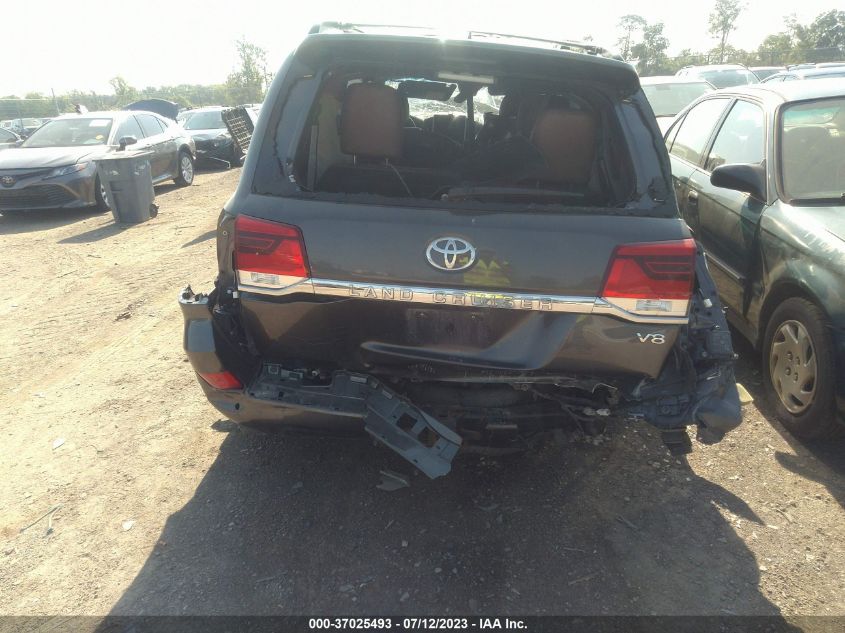 2018 TOYOTA LAND CRUISER - JTMCY7AJ7J4066268