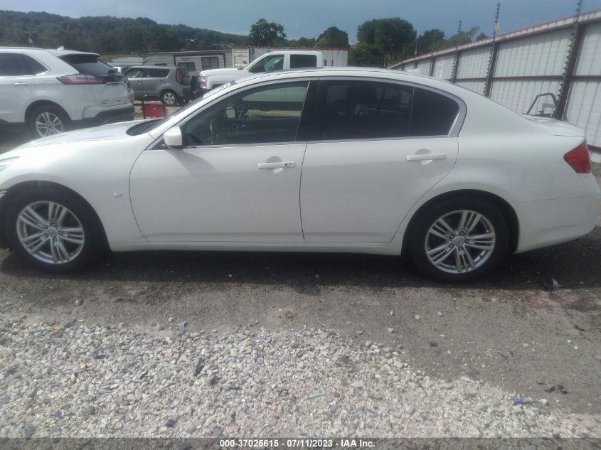 2015 INFINITI Q40 JN1CV6AP5FM580718