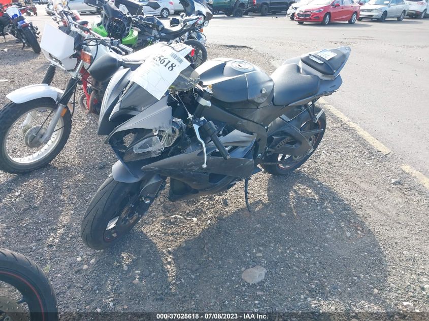 2013 YAMAHA YZFR6 JYARJ16E4DA029767