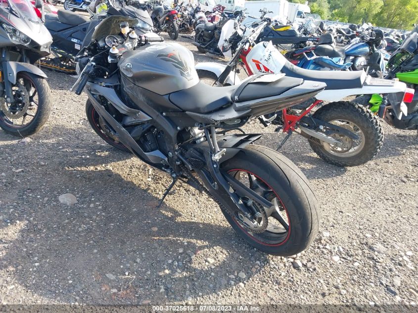 2013 YAMAHA YZFR6 JYARJ16E4DA029767