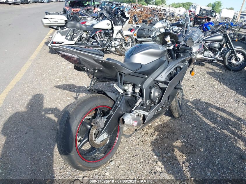 2013 YAMAHA YZFR6 JYARJ16E4DA029767