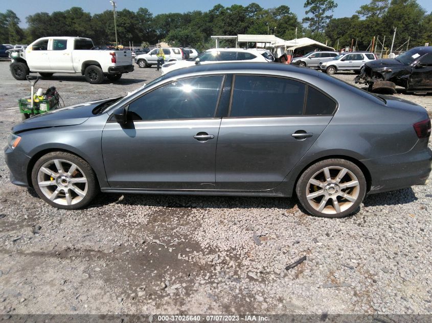 2015 VOLKSWAGEN JETTA SEDAN 2.0L S W/TECHNOLOGY - 3VW1K7AJ4FM357330