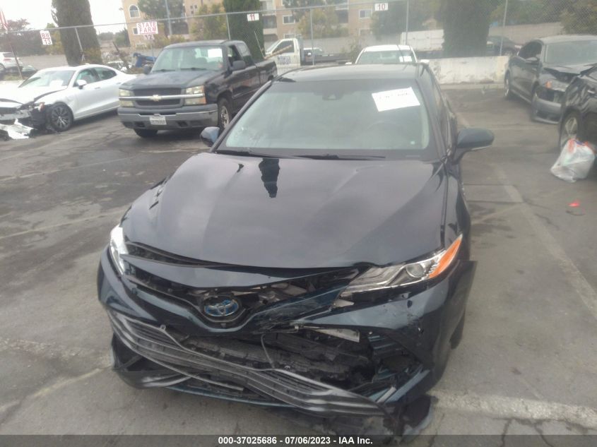2018 TOYOTA CAMRY HYBRID - 4T1B21HK4JU500148