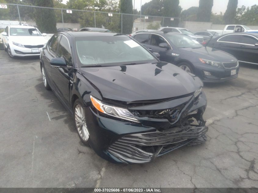 2018 TOYOTA CAMRY HYBRID - 4T1B21HK4JU500148