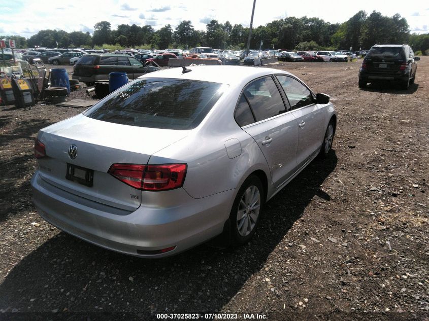 2015 VOLKSWAGEN JETTA SEDAN 1.8T SE W/CONNECTIVITY - 3VWD17AJ6FM289158