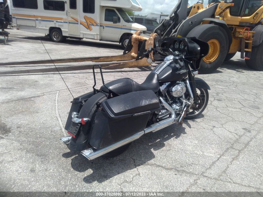 2013 HARLEY-DAVIDSON FLHX STREET GLIDE - 1HD1KBM19DB679904
