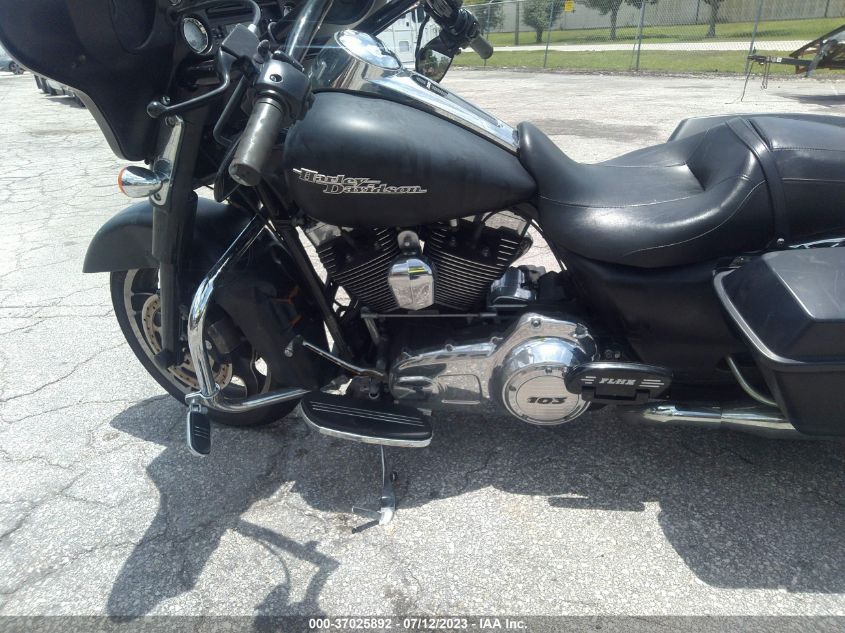 2013 HARLEY-DAVIDSON FLHX STREET GLIDE - 1HD1KBM19DB679904
