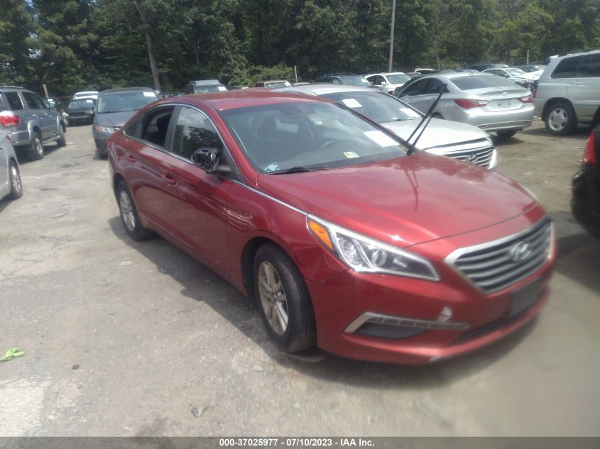 2015 HYUNDAI SONATA 2.4L SE - 5NPE24AF0FH227341