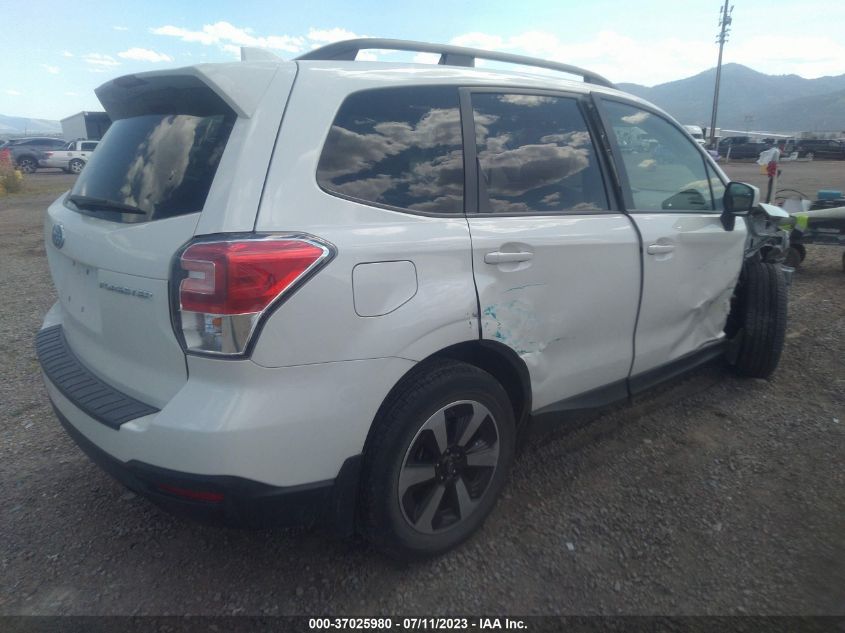 2018 SUBARU FORESTER PREMIUM - JF2SJAGC4JH618051