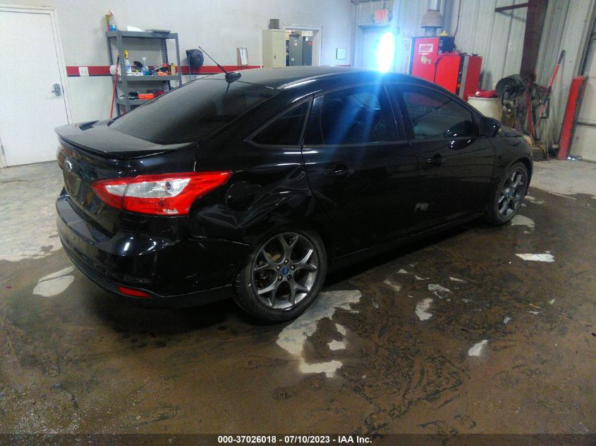 2013 FORD FOCUS SE - 1FADP3F21DL195740