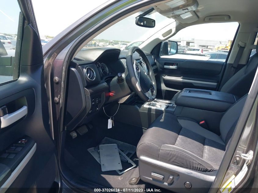 2014 TOYOTA TUNDRA 4WD TRUCK SR5 - 5TFDW5F10EX341877