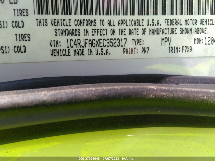 2014 JEEP GRAND CHEROKEE LAREDO - 1C4RJFAGXEC352317