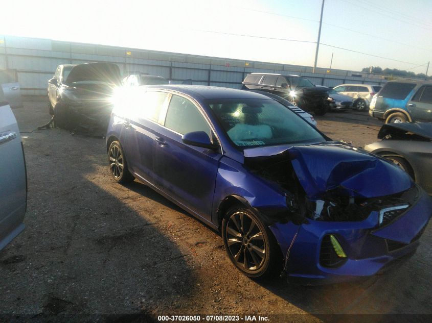 2019 HYUNDAI ELANTRA GT - KMHH35LE5KU094642