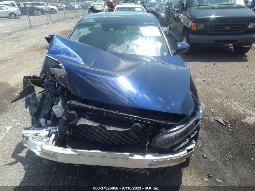 2018 HONDA ACCORD SEDAN TOURING 1.5T - 1HGCV1F93JA107891