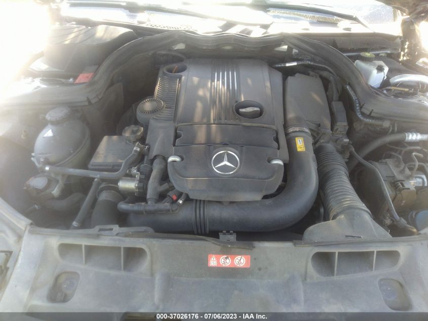 2013 MERCEDES-BENZ C-CLASS C 250 - WDDGF4HB6DA827050