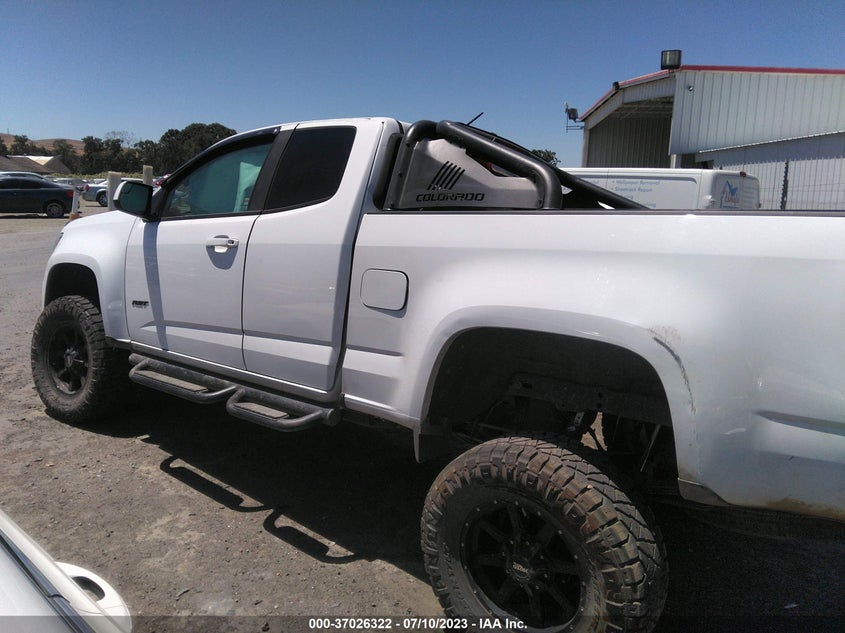 VIN 1GCHTCEN9L1109121 2020 CHEVROLET COLORADO 4WD LT