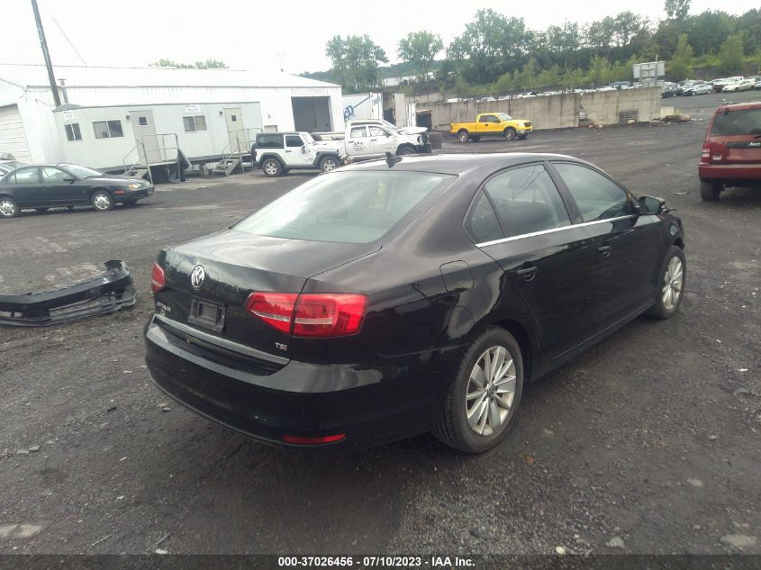 2015 VOLKSWAGEN JETTA SEDAN 1.8T SE W/CONNECTIVITY - 3VWD17AJ4FM423259