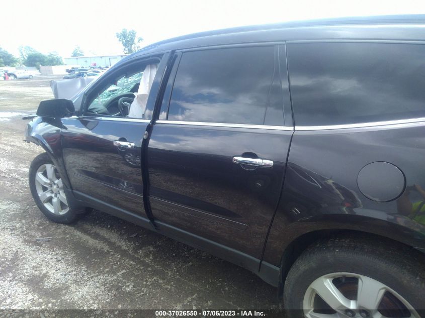 2017 CHEVROLET TRAVERSE LT - 1GNKRGKD6HJ195977