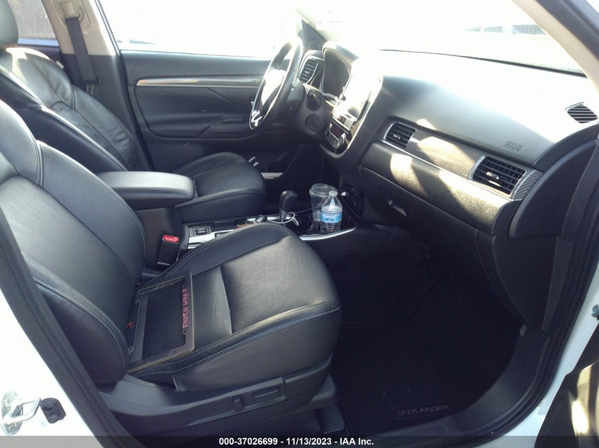 VIN JA4AD3A32KZ014512 2019 MITSUBISHI OUTLANDER SE/SEL/LE