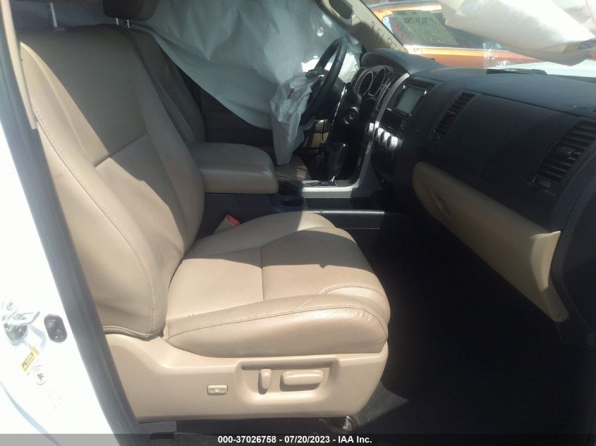 2017 TOYOTA SEQUOIA SR5 - 5TDBW5G16HS155485
