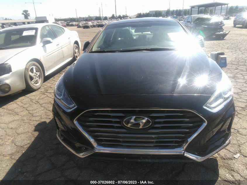 VIN 5NPE24AF9KH741960 2019 HYUNDAI SONATA SE