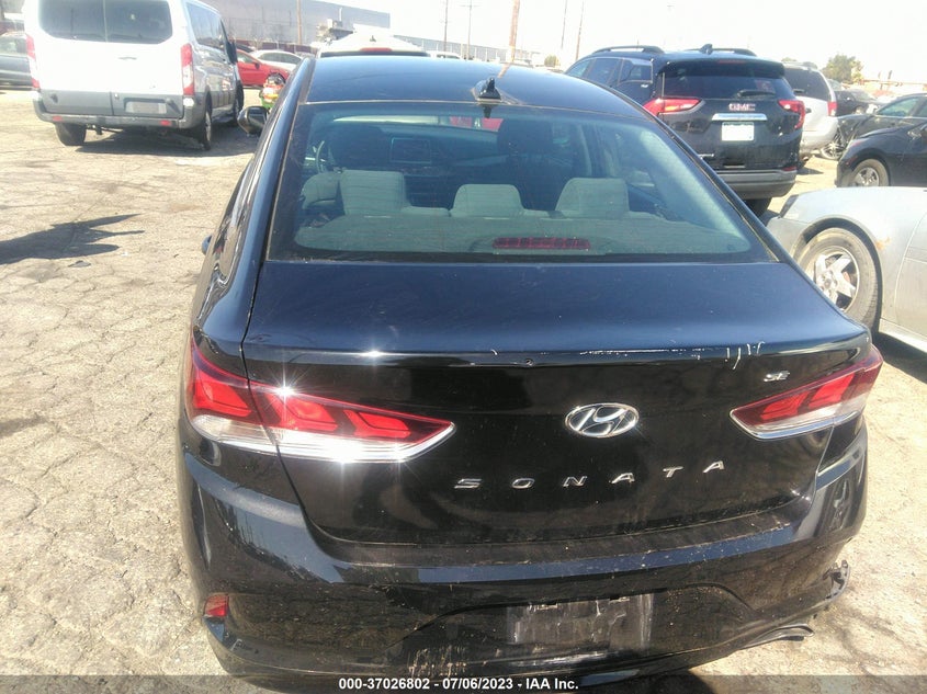 VIN 5NPE24AF9KH741960 2019 HYUNDAI SONATA SE