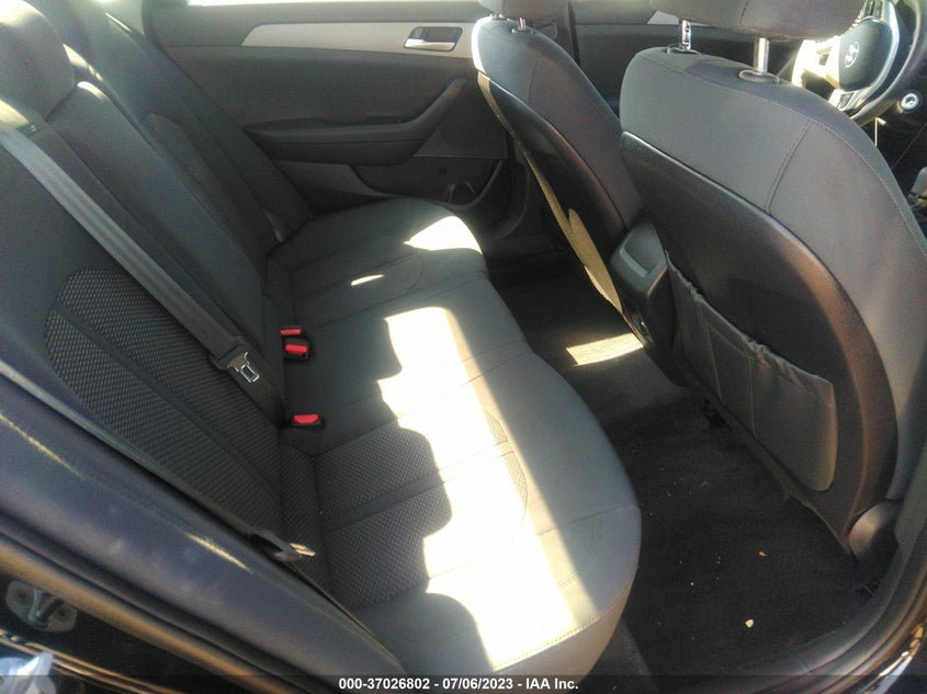 VIN 5NPE24AF9KH741960 2019 HYUNDAI SONATA SE