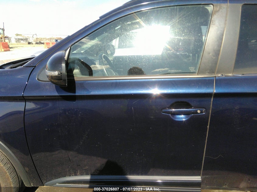 VIN JA4AD3A33JZ063376 2018 MITSUBISHI OUTLANDER SE/SEL