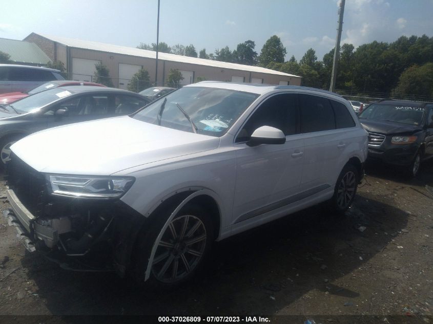 WA1AHAF72HD038612 2017 AUDI Q7, photo no. 2