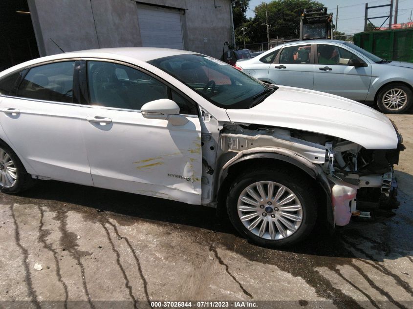 2015 FORD FUSION SE HYBRID - 3FA6P0LU6FR134529