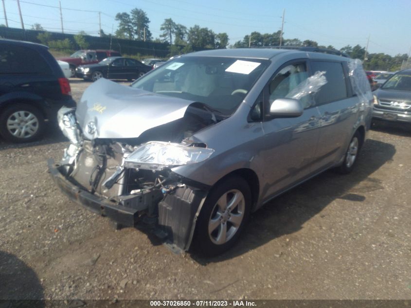 2013 TOYOTA SIENNA LE - 5TDKK3DC8DS358569