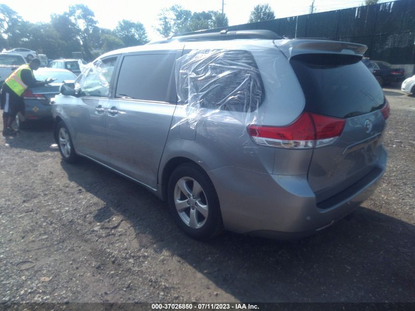 2013 TOYOTA SIENNA LE - 5TDKK3DC8DS358569