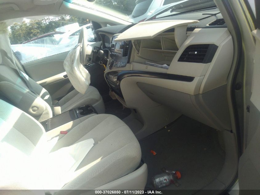2013 TOYOTA SIENNA LE - 5TDKK3DC8DS358569