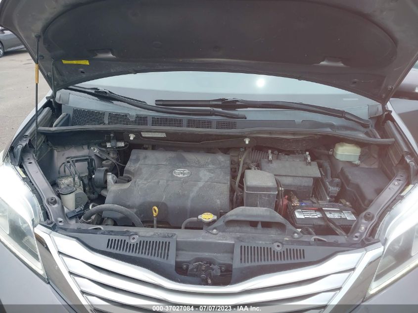 2015 TOYOTA SIENNA XLE/LIMITED - 5TDYK3DCXFS635364