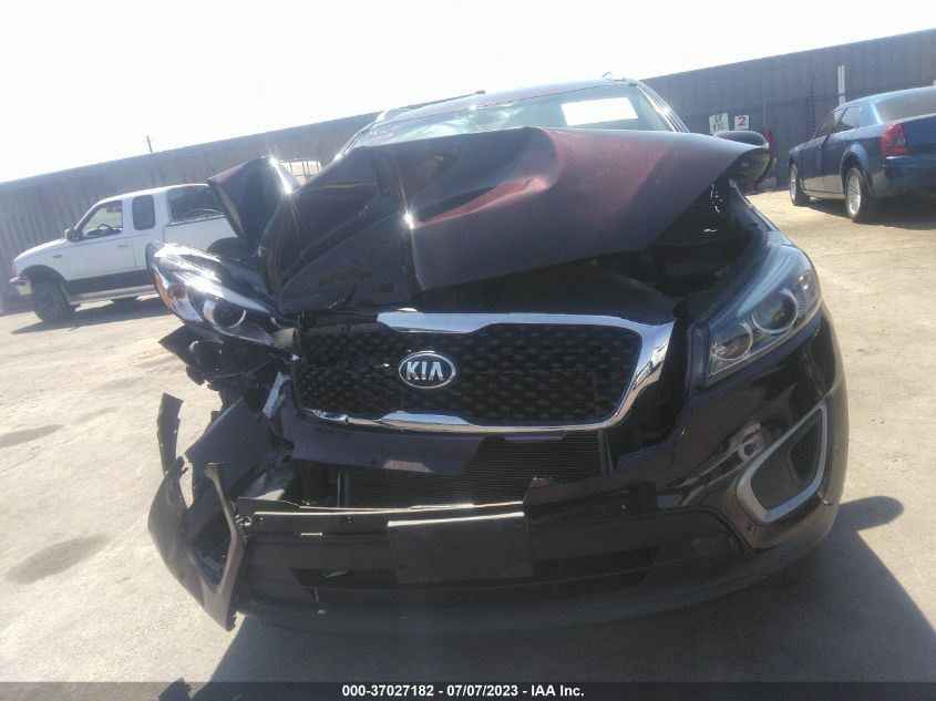 2016 KIA SORENTO LX - 5XYPG4A33GG049417