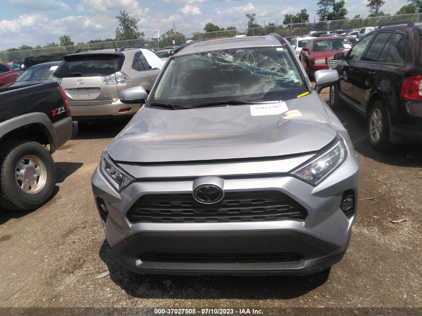 2021 TOYOTA RAV4 XLE - JTMW1RFV1MJ022846