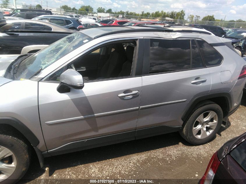 2021 TOYOTA RAV4 XLE - JTMW1RFV1MJ022846