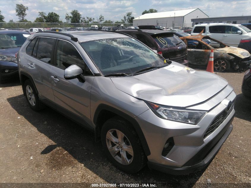 2021 TOYOTA RAV4 XLE - JTMW1RFV1MJ022846