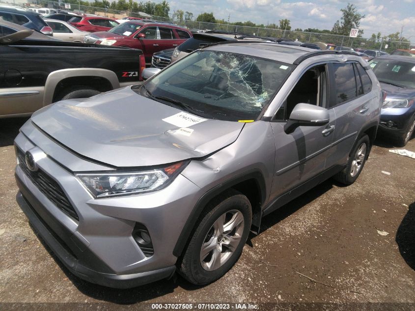 2021 TOYOTA RAV4 XLE - JTMW1RFV1MJ022846