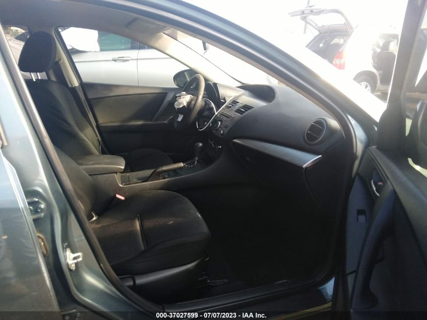 2013 MAZDA MAZDA3 I SV - JM1BL1TG5D1808908