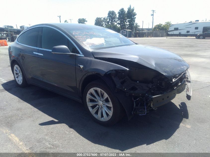 5YJXCBE22MF325333 TESLA MODEL X LONG RANGE 2021