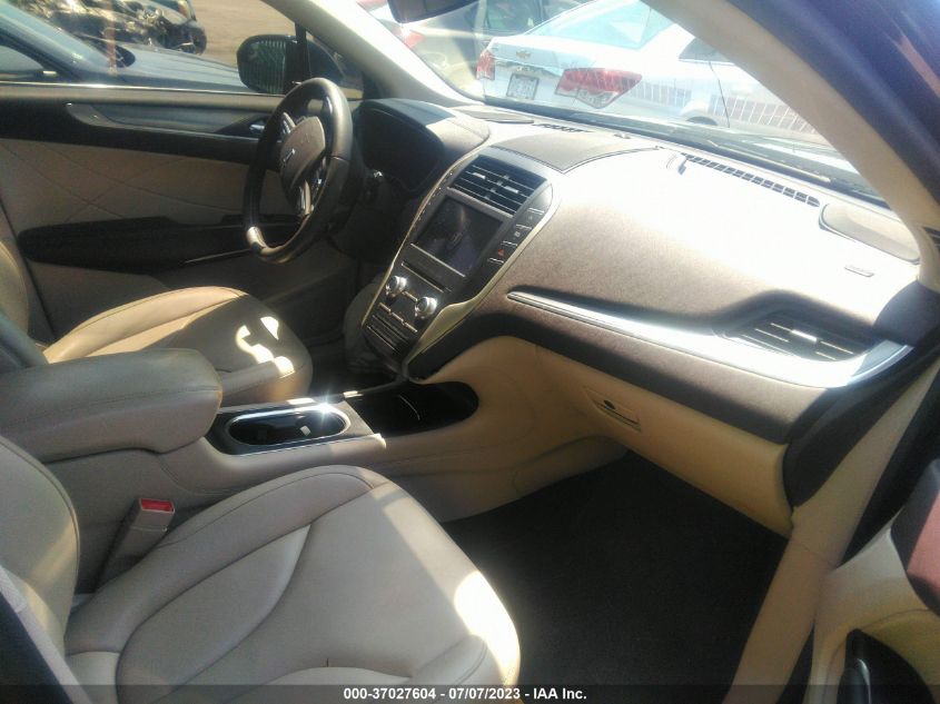 2019 LINCOLN MKC STANDARD - 5LMCJ1C98KUL39748