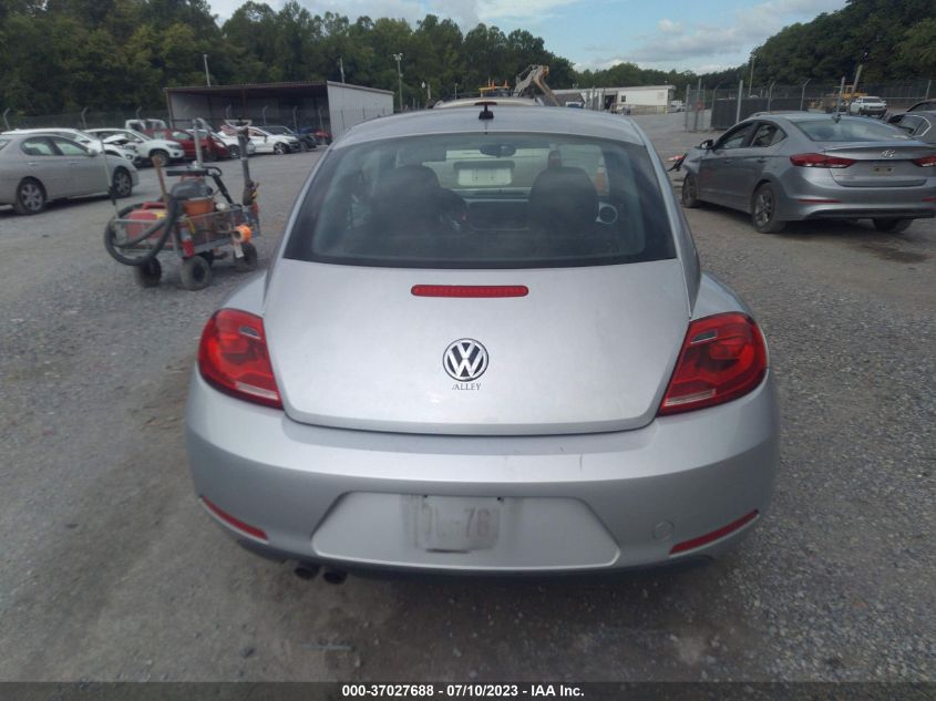 2013 VOLKSWAGEN BEETLE COUPE 2.5L - 3VWJX7AT5DM610588