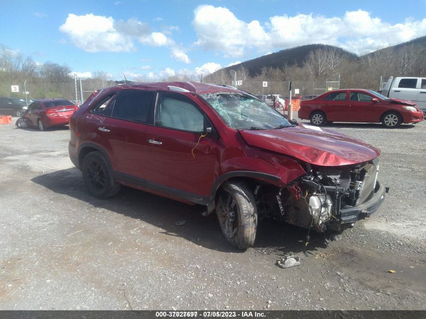 2014 KIA SORENTO LX - 5XYKT4A68EG529479